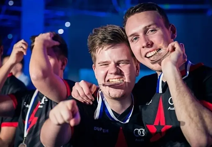Esport jak zacząć: Kluczowe kroki do sukcesu w e-sporcie