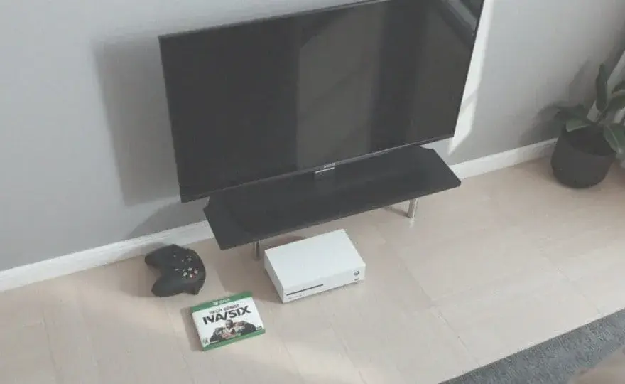 Xbox series s jak instalować gry z płyty - poznaj ograniczenia konsoli