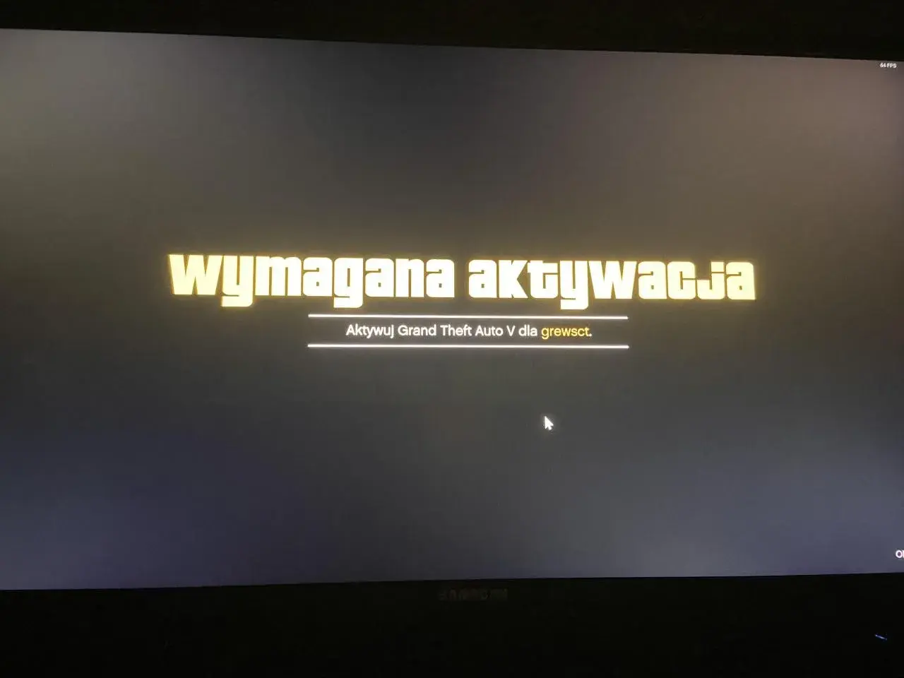 Ekran gry z napisem "Wymagana aktywacja" i tekstem "Aktywuj Grand Theft Auto V dla grewsc.t".